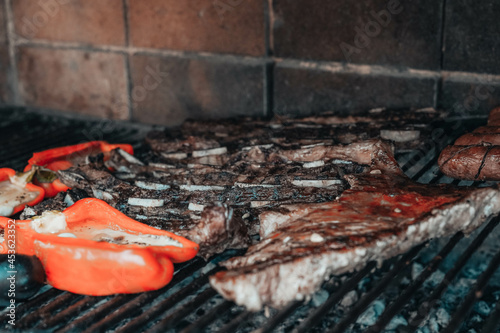 Imagen de una parrilla llena de carne tipica sudamericana photo