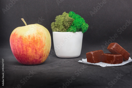 What is the difference between natural and artificial sugars?