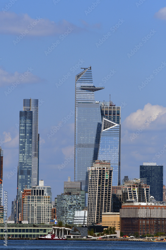 NYC/skyscrapers/skyline in the city