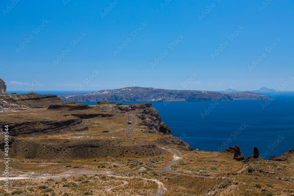 ギリシャ　サントリーニ島の風景とエーゲ海