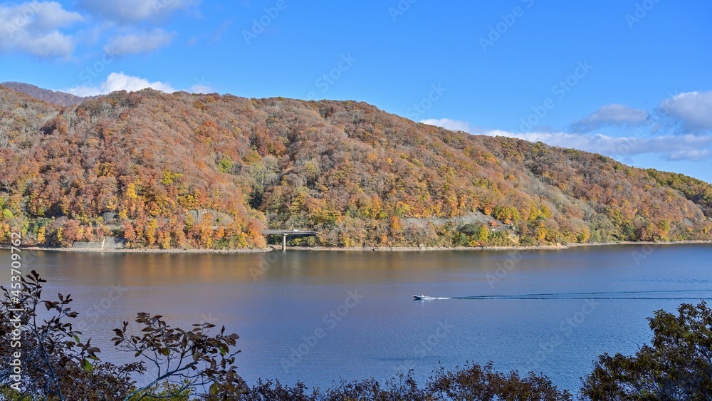 展望台から見る晩秋の桧原湖の情景@福島 展望台から見る晩秋の桧原湖の情景@福島
