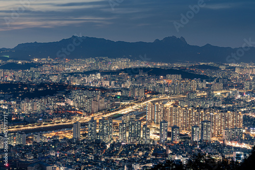 night view of seoul © JeongHyeon
