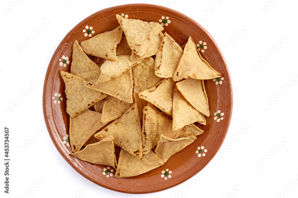 Totopos o Nachos o Tortillas fritas para preparar chilaquiles comida típica y tradicional
