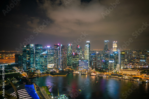 シンガポールの観光名所を旅行する風景 Scenes from a trip to Singapore's tourist attractions  © Hello UG