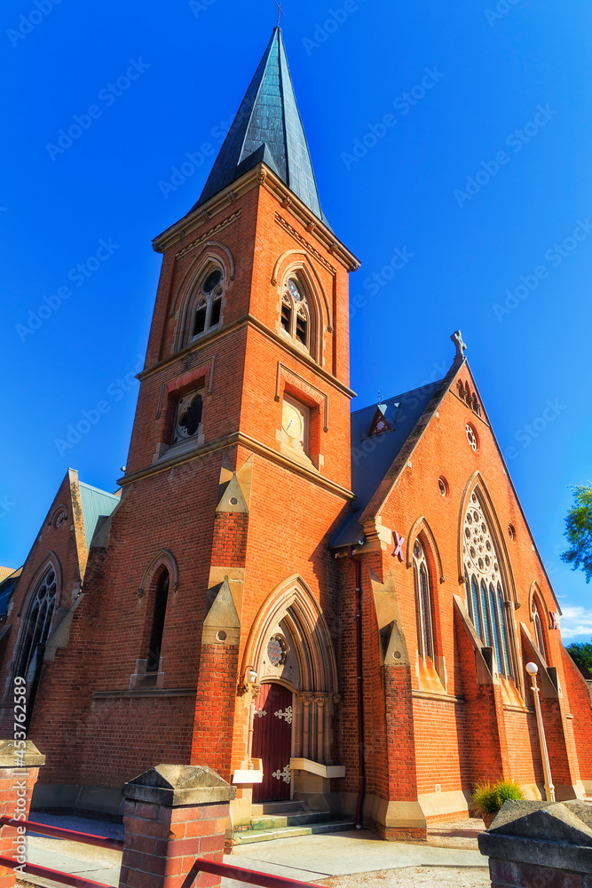 Obraz premium Bathurst corner brick church vert