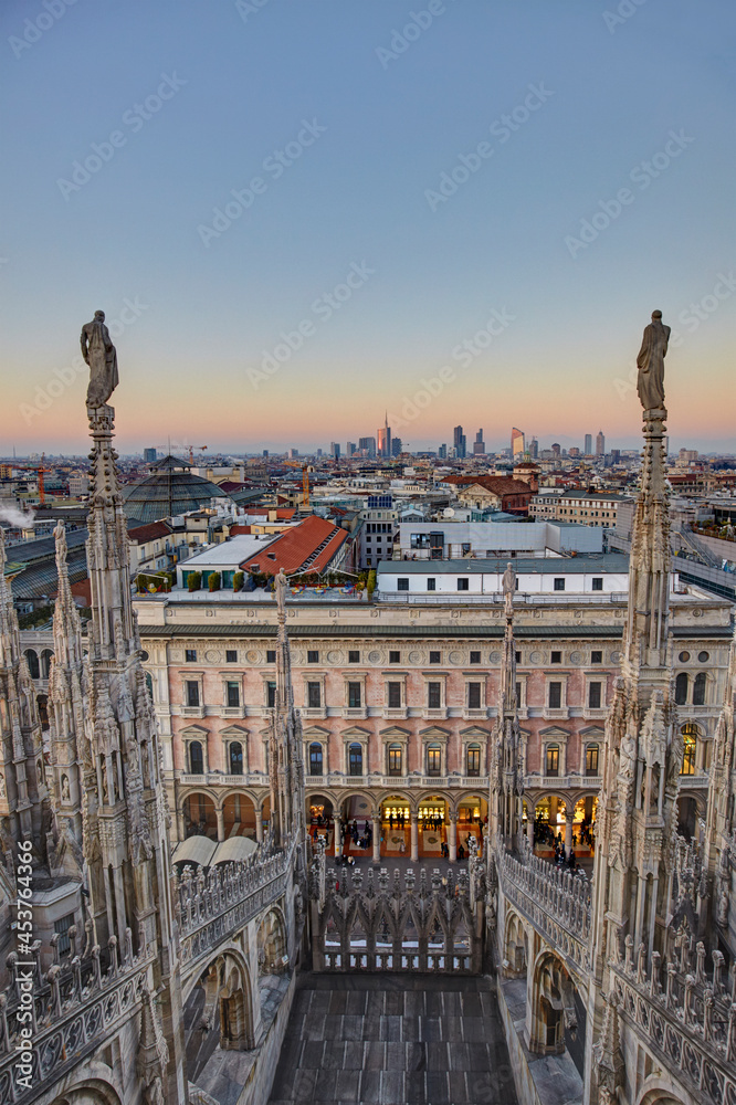 Fototapeta premium Cityscape of Milan from the top of the Cathedral (Duomo), Milan, Italy