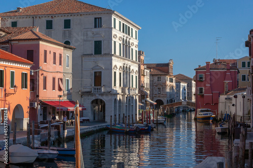 Chioggia, Venezia. Canal Vena con Palazzo Grassi e fondamenta.