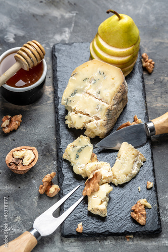 gorgonzola cream cheese, blue cheese french, dorblu, mold, roquefort with walnuts, Restaurant menu, dieting, cookbook recipe photo