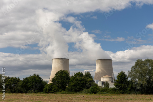 centrale nucléaire photo