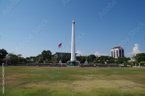 インドネシア スラバヤの英雄記念塔