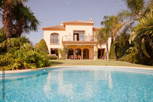 Swimming pool and Spanish villa © KOTO