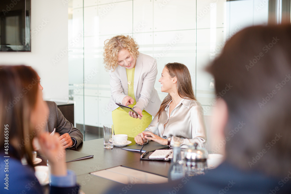 Fototapeta premium Business people talking in meeting