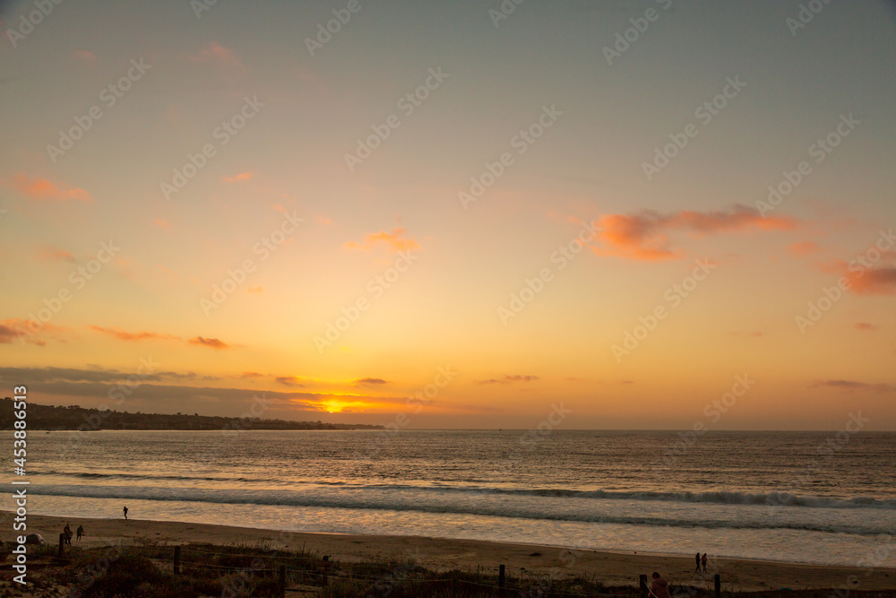 Naklejka premium sunset on the beach