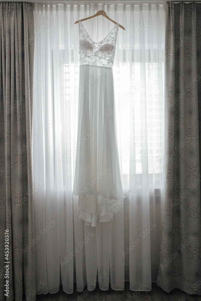 Beautiful white wedding dress Beautiful white wedding dress