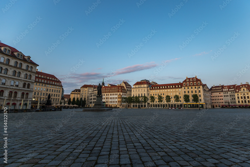 Dresden, Neumarkt im Sonnenaufgang