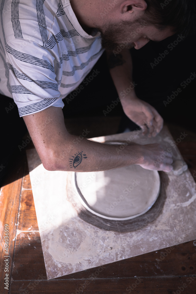 Minimal plate, ceramic crockery