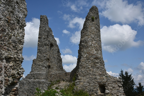 Closeup of Hohenfreyberg castle ruins on a sunny day photo