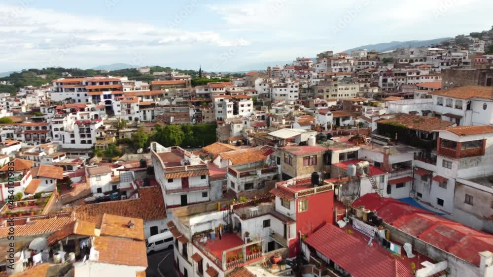 Taxco is a town in the state of Guerrero, famed for Spanish colonial architecture. Plaza Borda, the main square, is home to the landmark 18th-century Santa Prisca church, churrigueresque style.