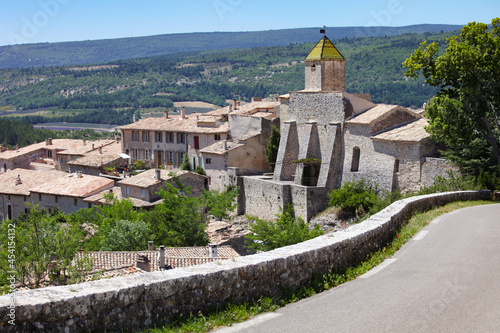 Aurel in der Provence Frankreich photo
