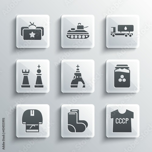 Set Valenki, USSR t-shirt, Jar of honey, The Tsar bell, Kosovorotka, Chess, Ushanka and Tanker truck icon. Vector