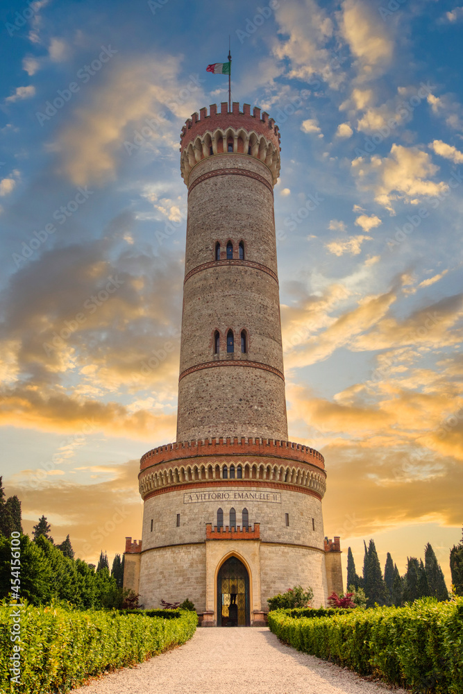Der Turm von San Martino della Battaglia als Erinnerung an die italienischen Unabhängigkeitskriege