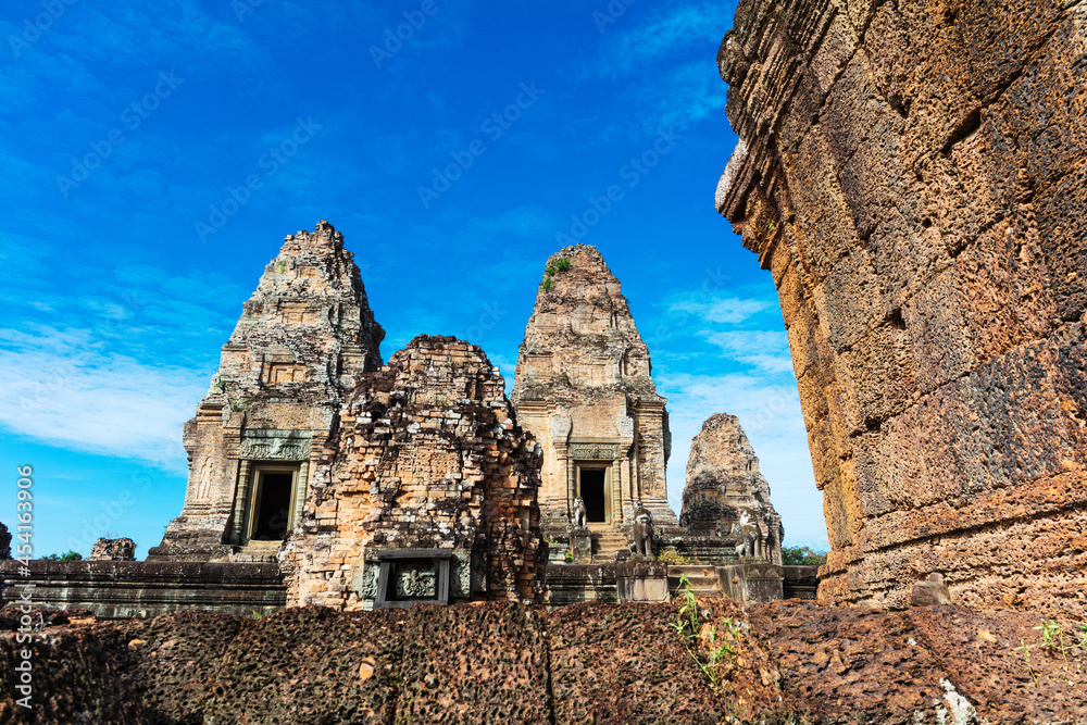 Eastern Mebon temple at Angkor wat