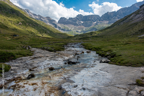 Pyrénées, Cirque d'Estaubé photo