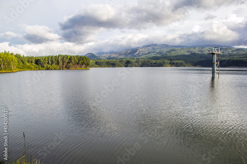 Lago de la Reserva Forestal de La Yeguada en Panamá, provincia de Veraguas photo