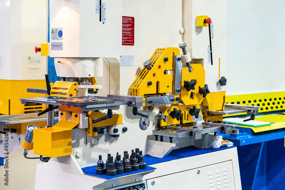 Compact hydraulic punch shear bender and notching machine for cutting various shape metal e.g. round bar angle bending square flat plate u channel etc. of manufacturing process in industrial