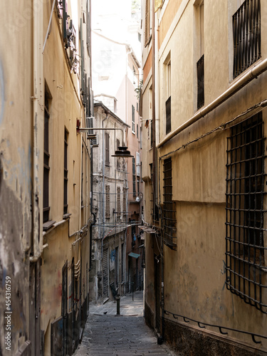Fototapeta Naklejka Na Ścianę i Meble -  typical narrow alley called caruggio in genova italy