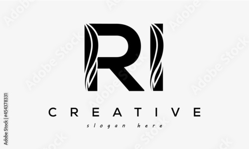 RI creative letter logo design victor