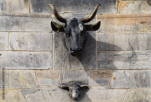 Fotografía Detail of the Koornbeurs is a national monument in the center of Delft, t, Zuid-