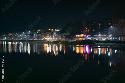 Puerto Varas de noche, Chile.