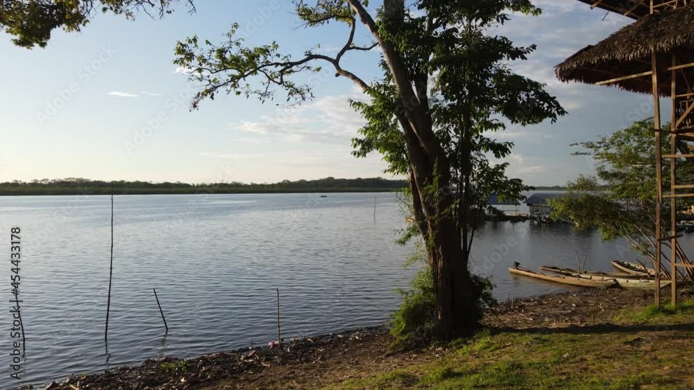 hermoso paisaje de la selva peruana con cielo hermoso