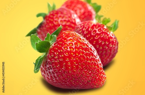 Wallpaper Mural Strawberry. Torontodigital.ca