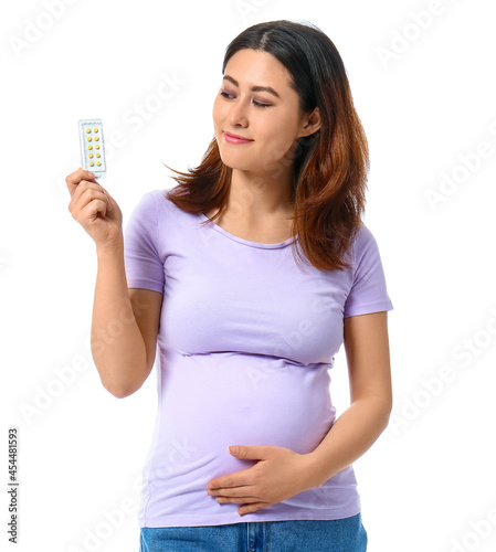 Young pregnant Asian woman ...