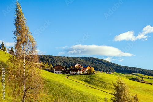 Fototapeta Naklejka Na Ścianę i Meble -  The valley in South Tyrol