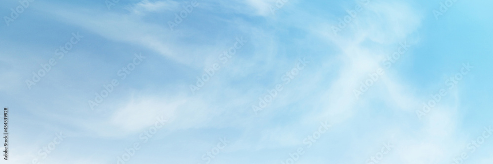 Obraz premium Blue sky with white cloud. The summer heaven is colorful clearing day Good weather and beautiful nature in the morning.