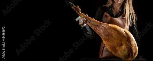 Tableau sur toile Slicing Spanish jamon iberico. Spanish jamon and traditional food