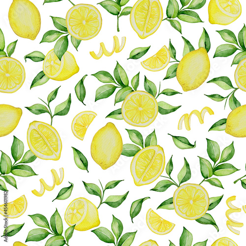 Watercolor seamless pattern with lemons and green leaves