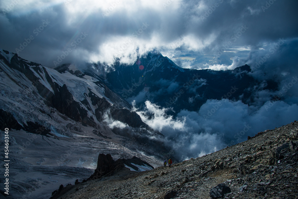 Obraz premium Beautiful cloud cover in the mountains