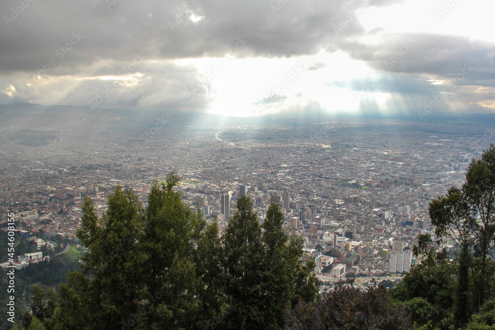 Bogotá, Ciudad vista desde Monserrate