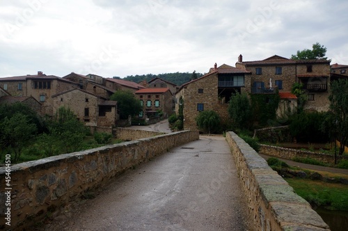 village de Lavaudieu, Haute-Loire  © Gwenaelle.R