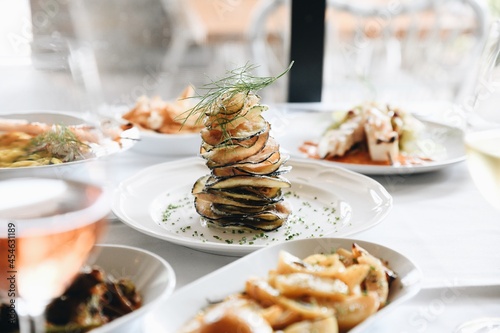 greek mediterranean restaurant lunch