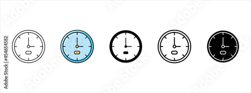 Clock icon set. Wall clock vector icons set. Time watch vector illustration