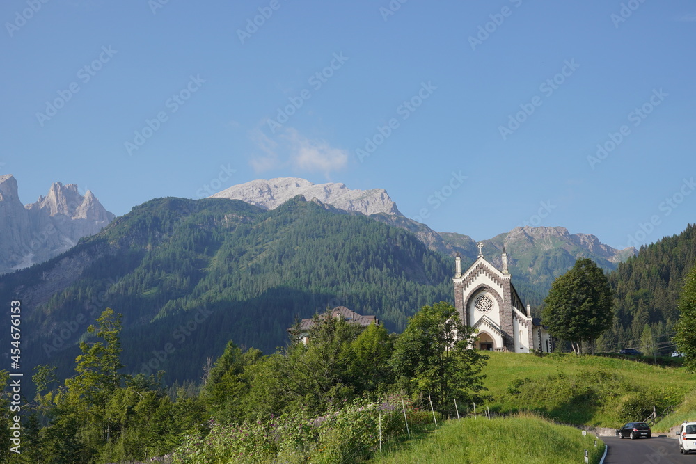 Am Passo San Pellegrino: Chiesa della Beata Vergine Immacolata