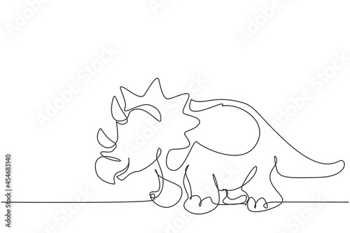 Single continuous line drawing triceratops dinosaur. Large prehistoric dinosaur triceratops. Extinct ancient animals. Animal history concept. Dynamic one line draw graphic design vector illustration