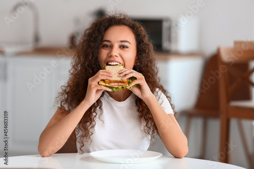 Young African-American woma...