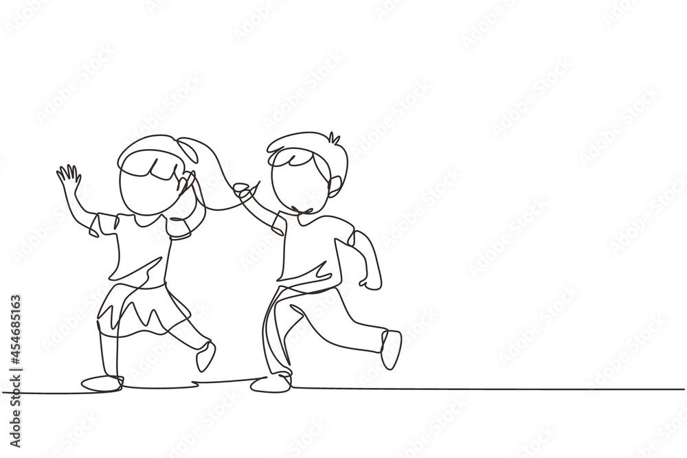 Single continuous line drawing bullying children. Angry boy pulling girl's hair. She look of shock and pain. Problem of Physical bullying at school. One line draw graphic design vector illustration