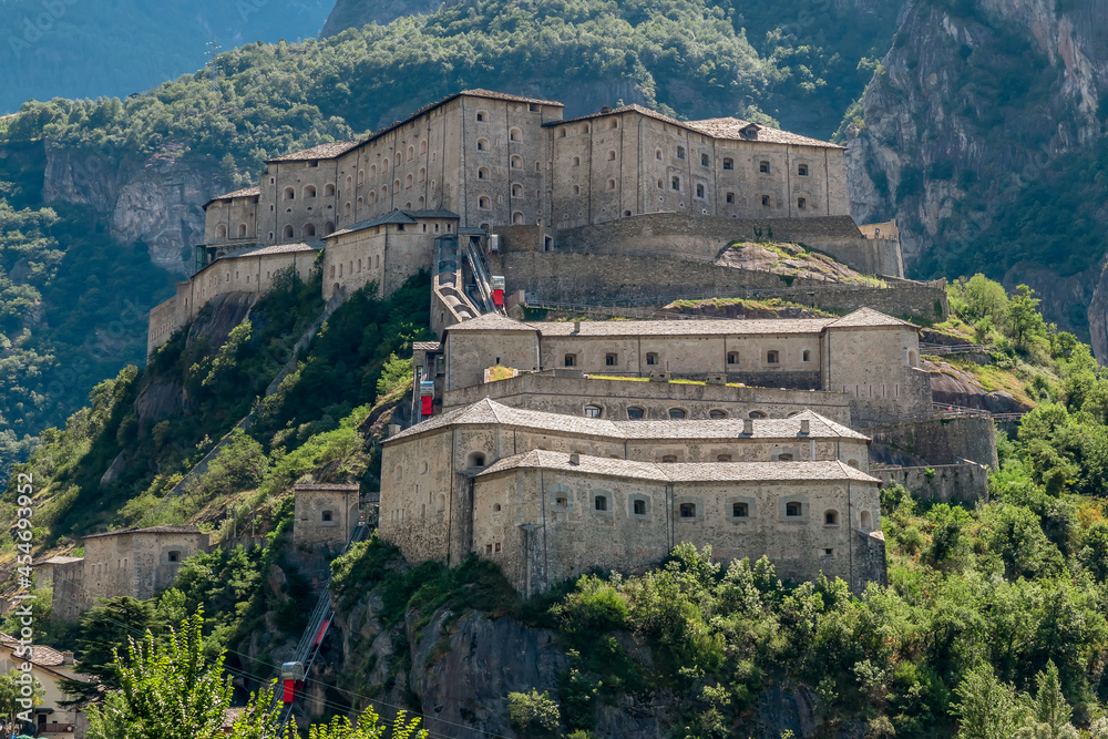 Obraz premium The ancient Forte di Bard, Aosta Valley, Italy, in the summer season